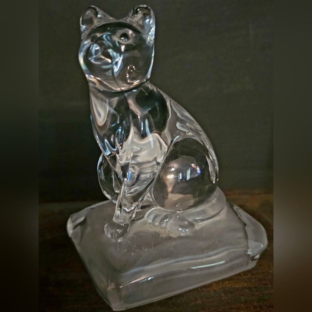 Vintage Frosted  Glass Cat Figurine